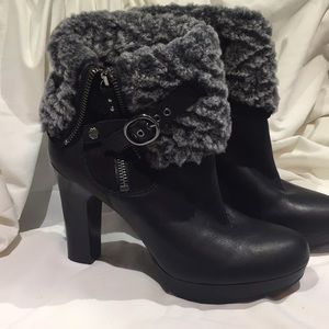 UGG Australia “Scarlet” Ankle Bootie